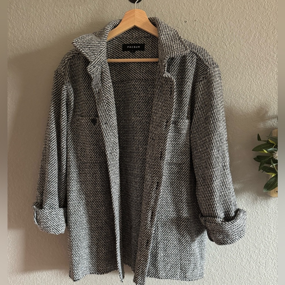 PacSun Gray Tweed shirt style jacket (Shacket), women’s medium. EUC